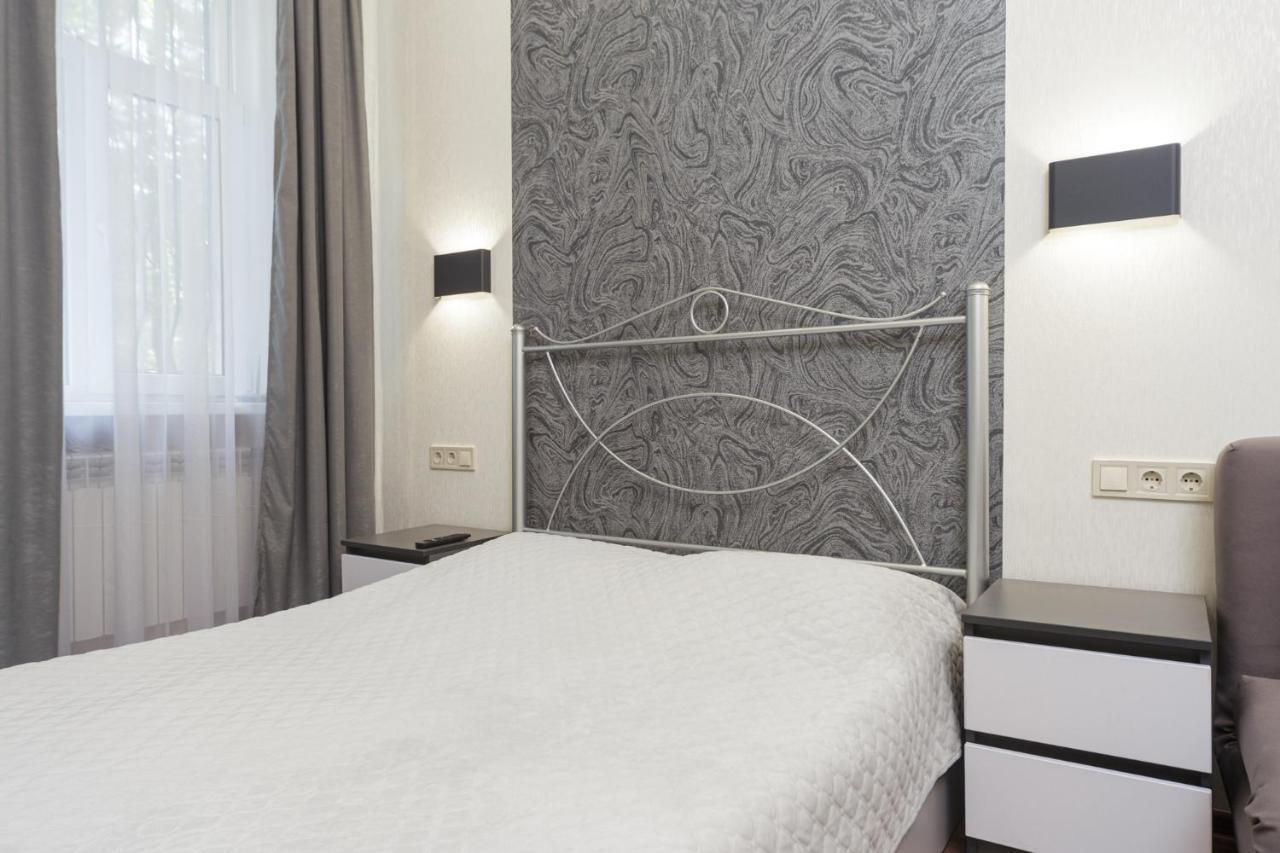 Apartment Zhukovskogo 17 Odessa Dış mekan fotoğraf