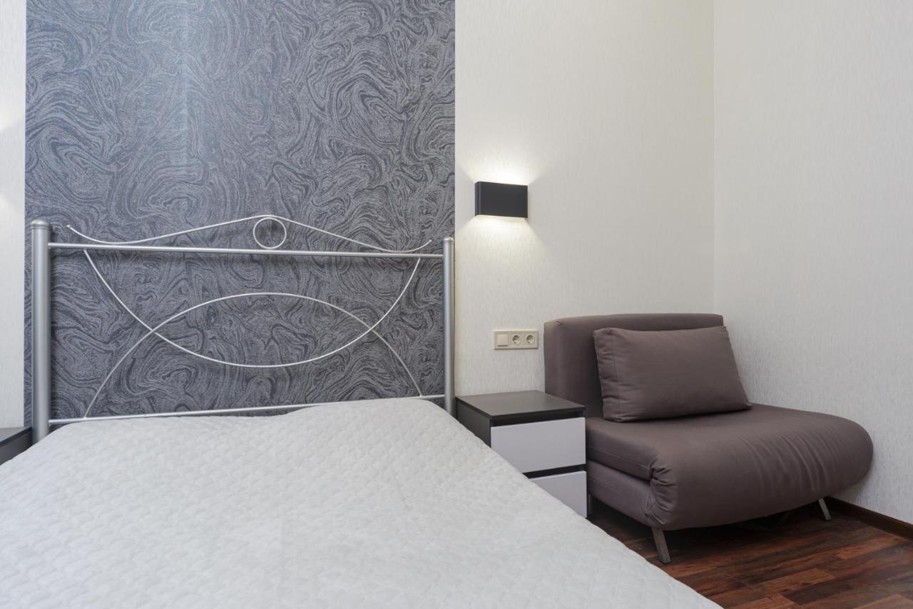 Apartment Zhukovskogo 17 Odessa Dış mekan fotoğraf